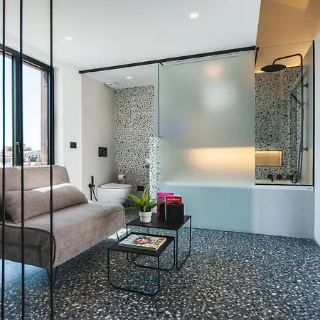 Grimaldi With Terrace By Wonderful Italy *